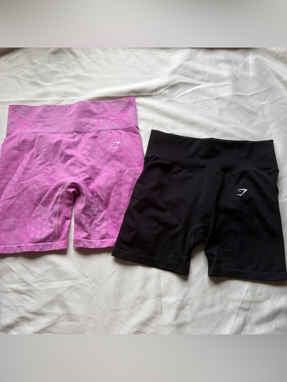 Gymshark shorts bundle size L